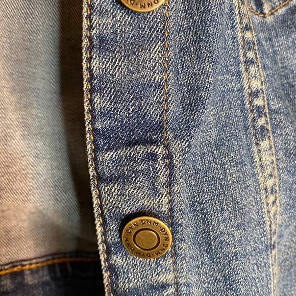 Nice Quality Denim Jacket - Picture 3 of 5